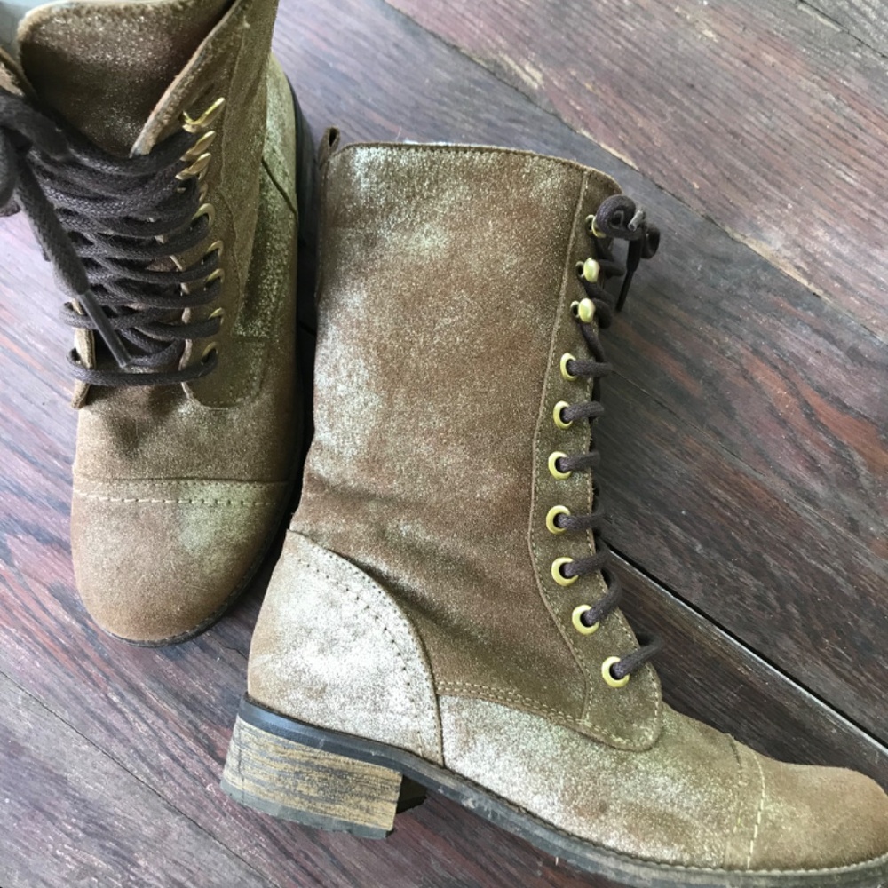 Sundance Catalog Tarot Boots! Gold suede 39!